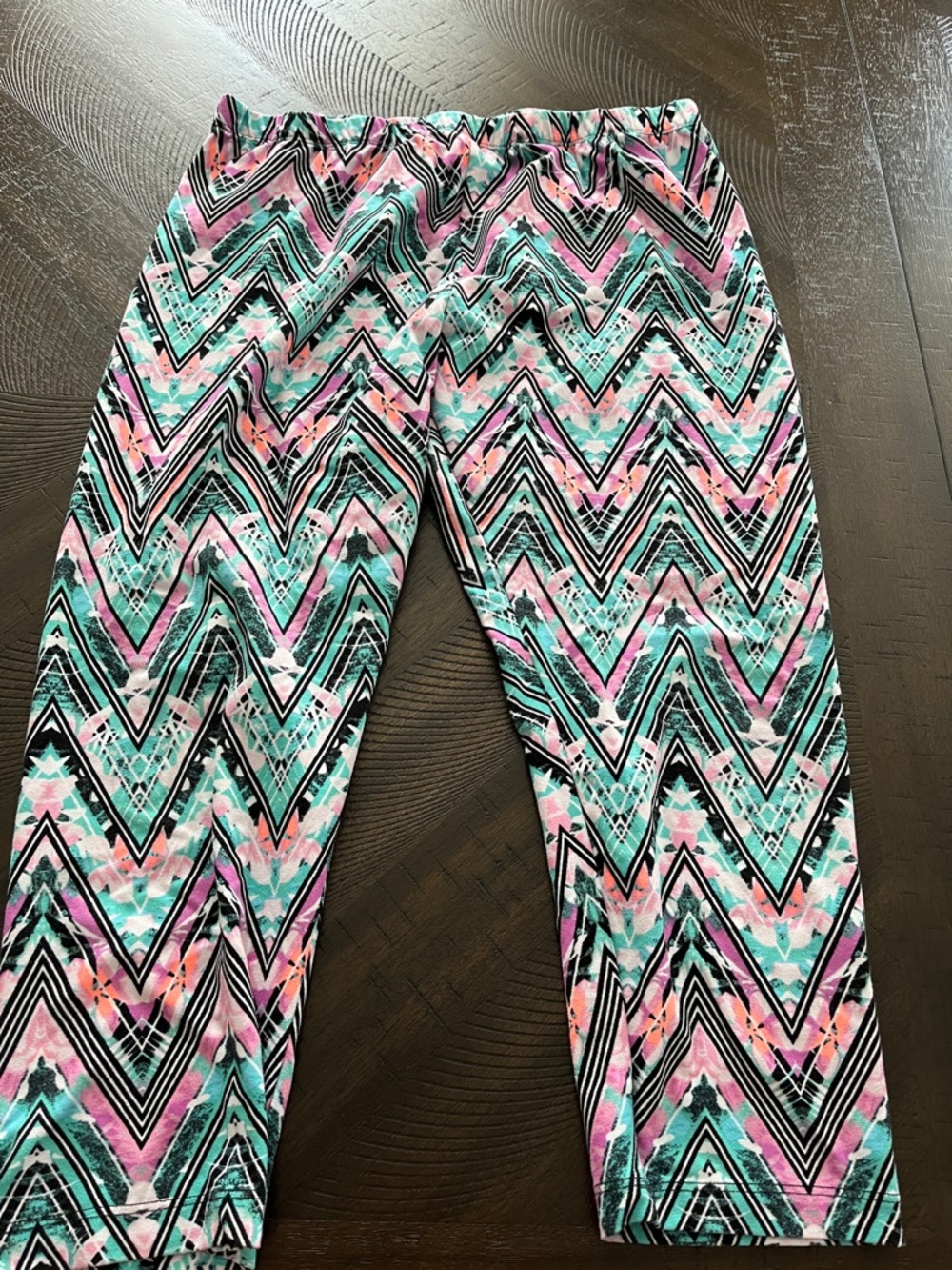 Women's Chevron Stretch Capri Pants - Pink & Teal
